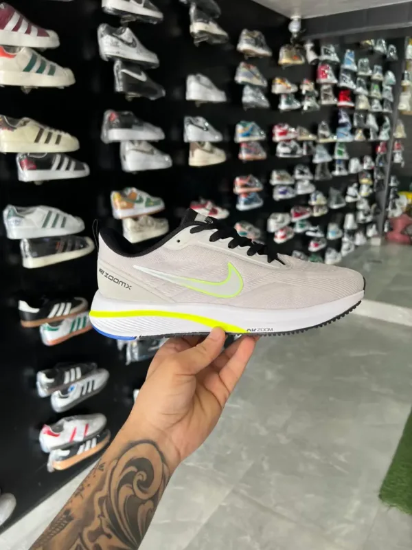 NIKE ZOOM X SHOES WITH BRAND BOX - Image 3