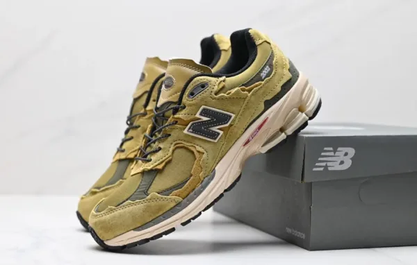 New Balance Olive Shoes